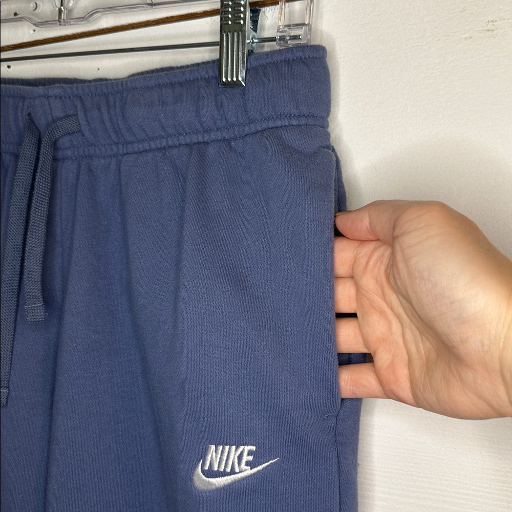 Nike Jogger Sweatpants - Picture 5 of 8